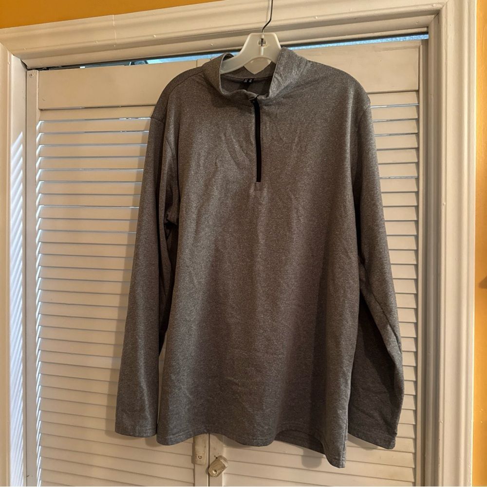 Gray Quarter-Zip Pullover Large
